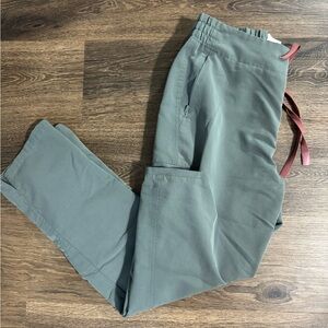 FIGS bonsai scrub pants